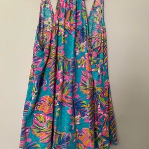 Lily Pulitzer Vibrant and Flowy Tropical Tank Top.